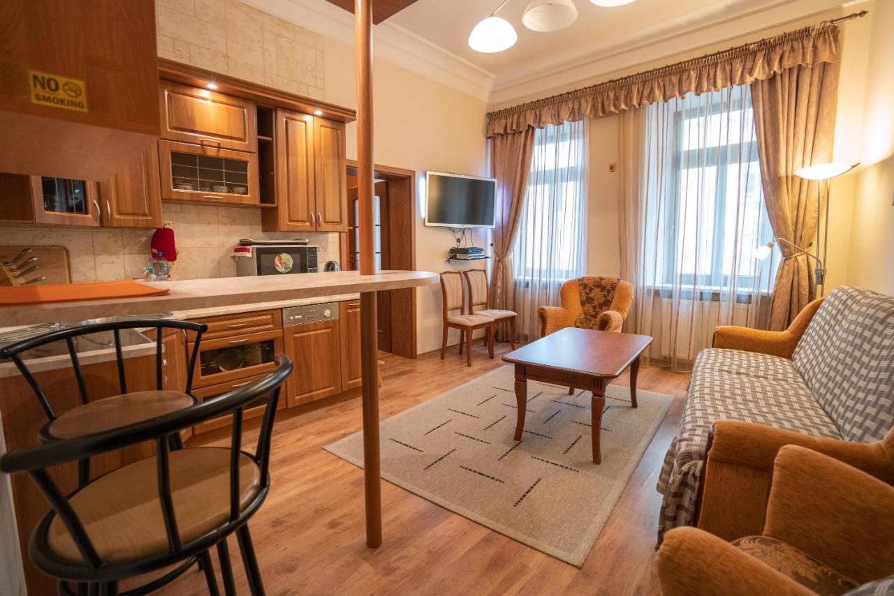 Apartment Ferdinand 卡罗维发利 外观 照片